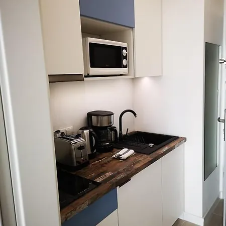 Aquamarina Onyx Seaside ミエンジズドロイェ