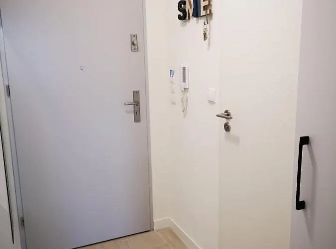 Aquamarina Onyx Seaside דירה *